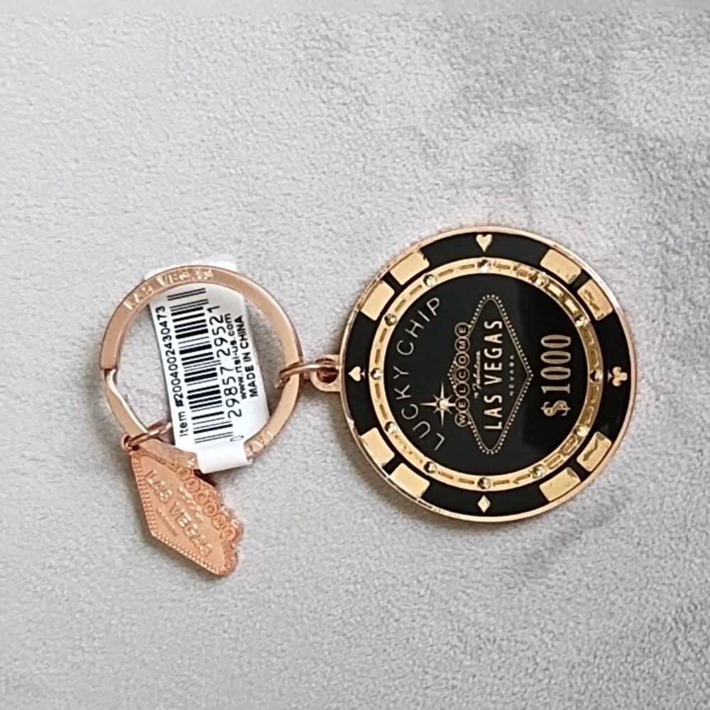 Las Vegas Lucky Chip keychain